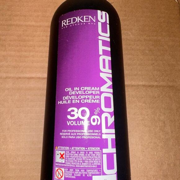 Redken Chromatics Oil Cream Developer 30 hair color